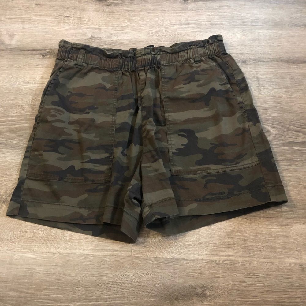 Sanctuary Camo Print Paperbag Waist Shorts - Picture 2 of 8